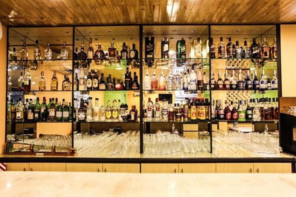 MARAMBAIA HOTEL 27/66