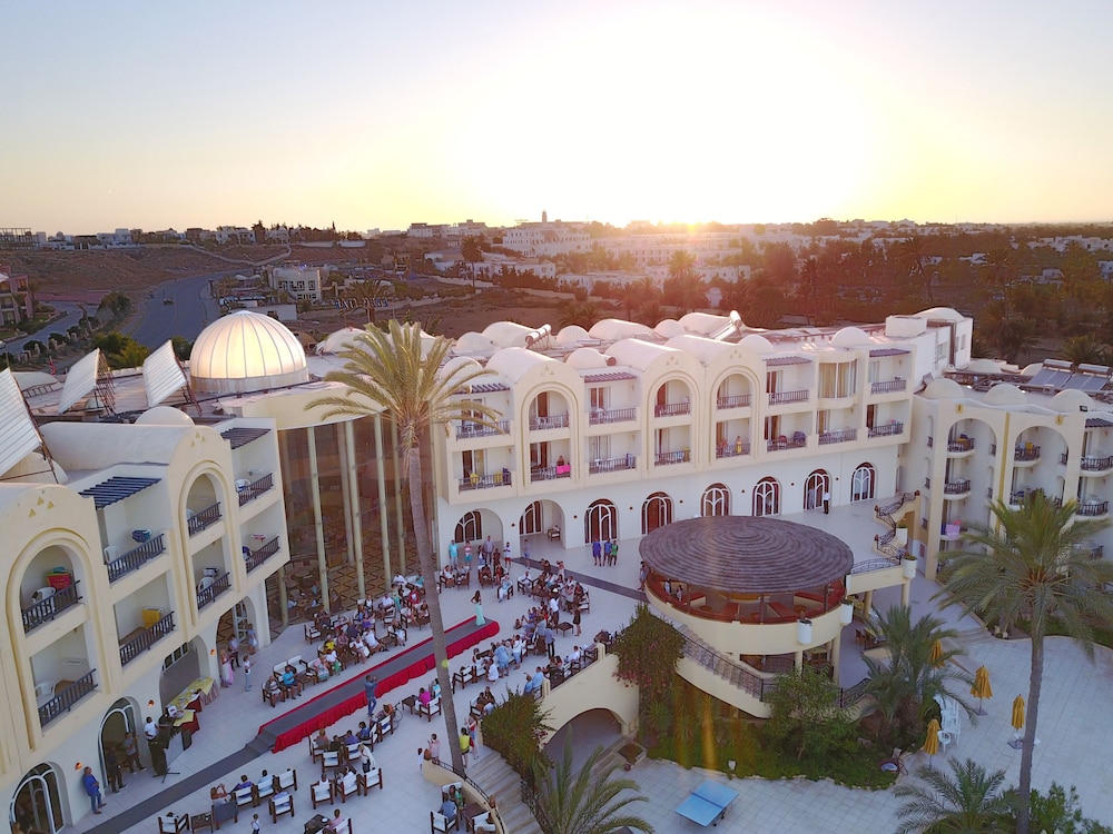 Eden Star Resort in ZARZIS
