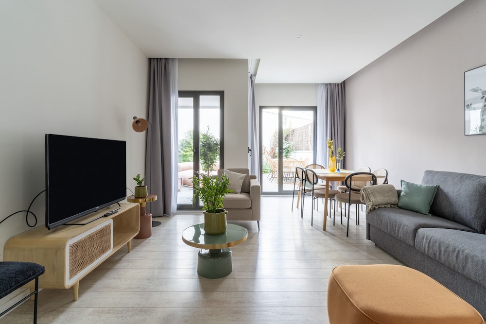 limehome Barcelona Rector Triado 46/66