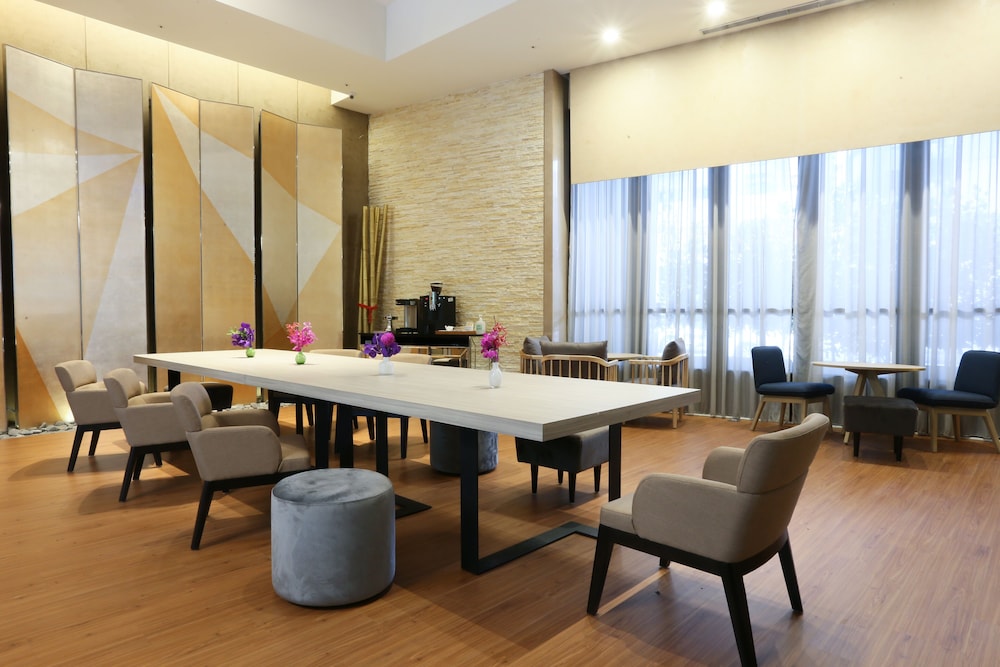 City Suites Taipei Nandong 53/73