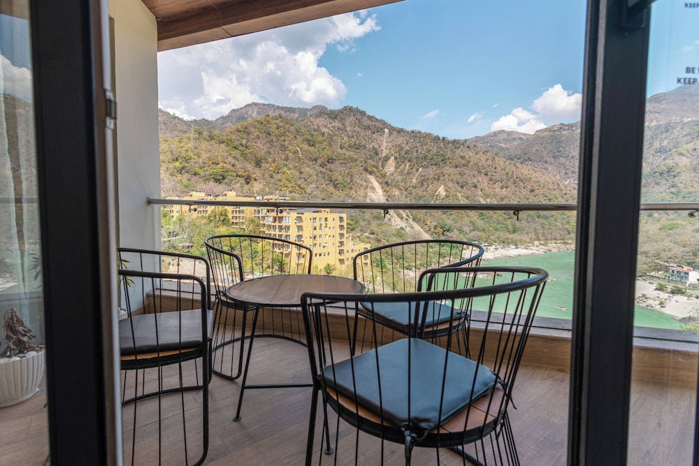 Antalya By Divine Ganga Cottage 52/54