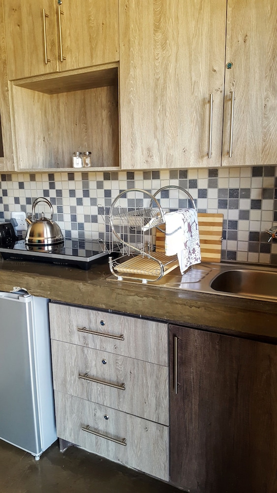 Sangiro Game Lodge 5/50