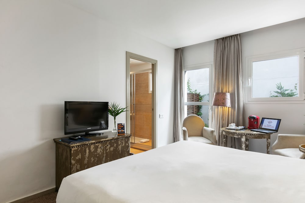 Globales Acis And Galatea Hotel 13/49