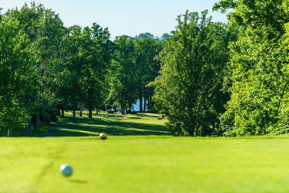 Lakeview Golf Resort 68/69