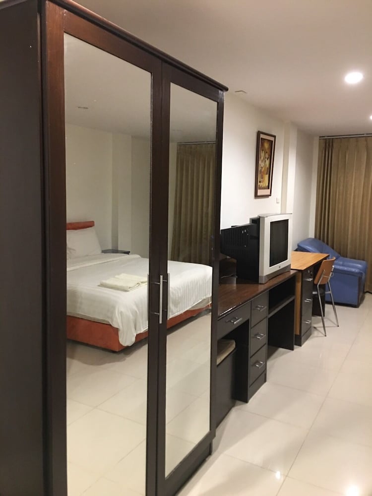 Tamarind Residences 16/51