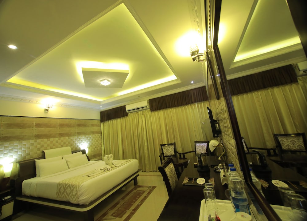 JalMahal Resort &amp; Spa 38/72