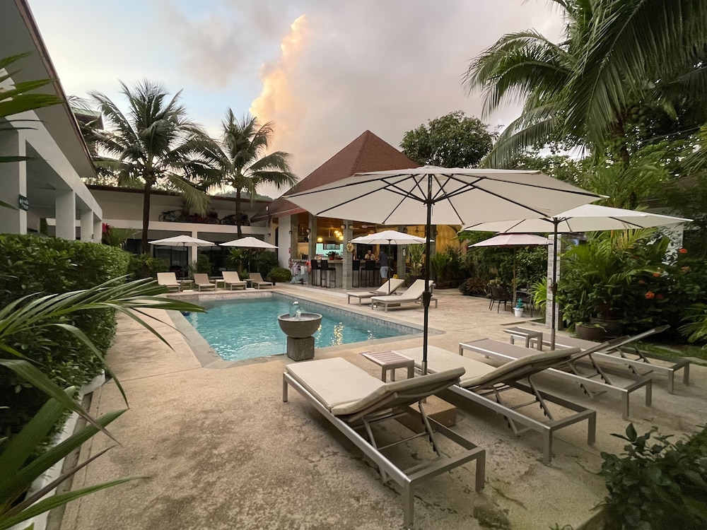 Lotus Bleu Resort & Restaurant 46/61
