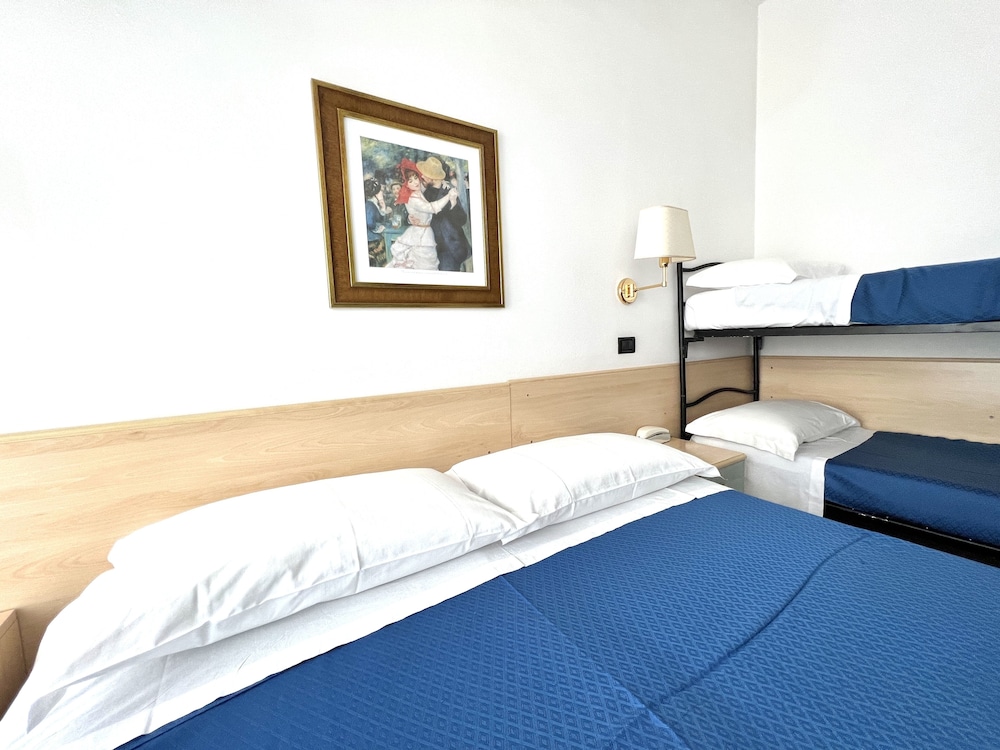 Hotel Montecarlo 15/50