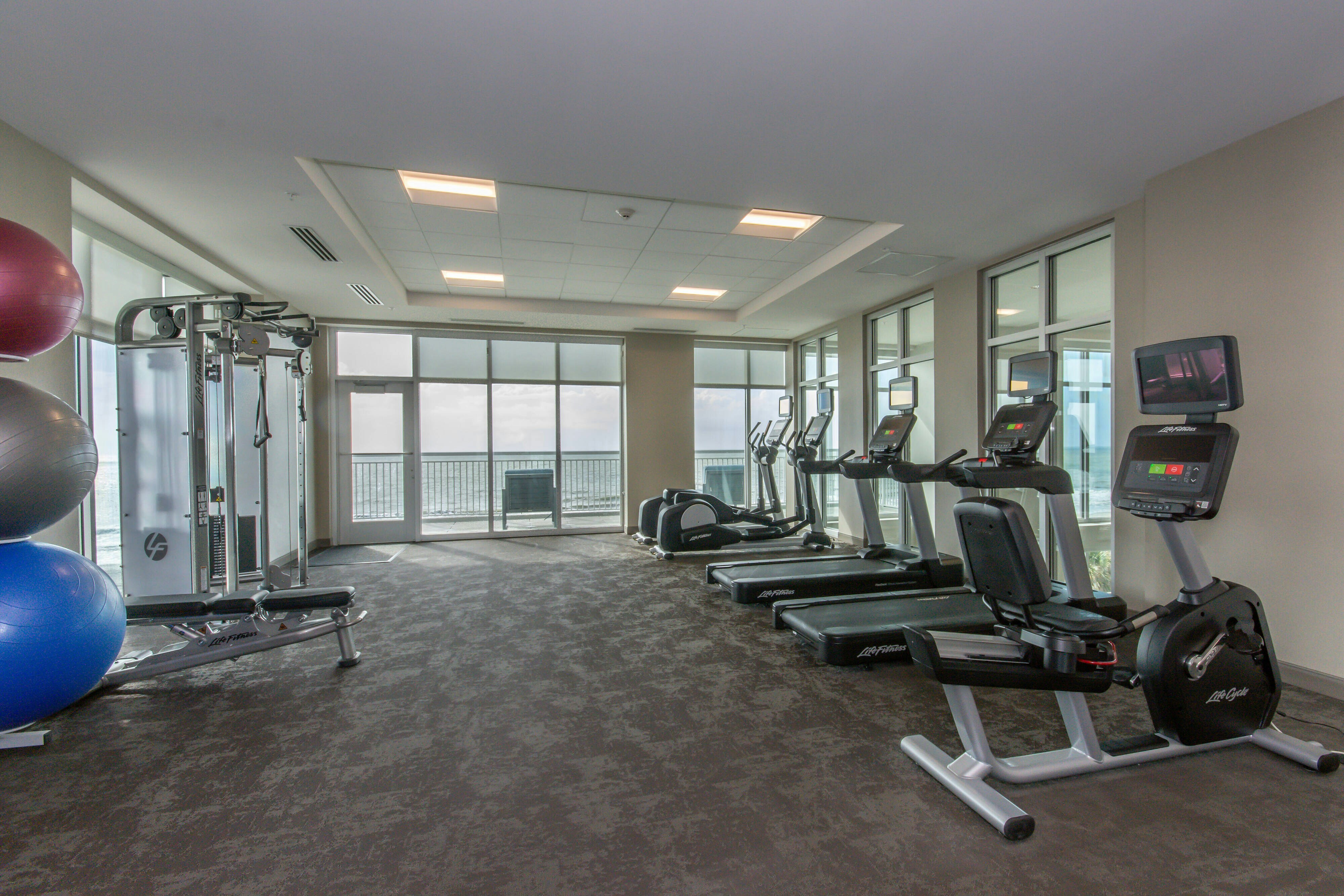 Residence Inn Myrtle Beach Oceanfront 24/44