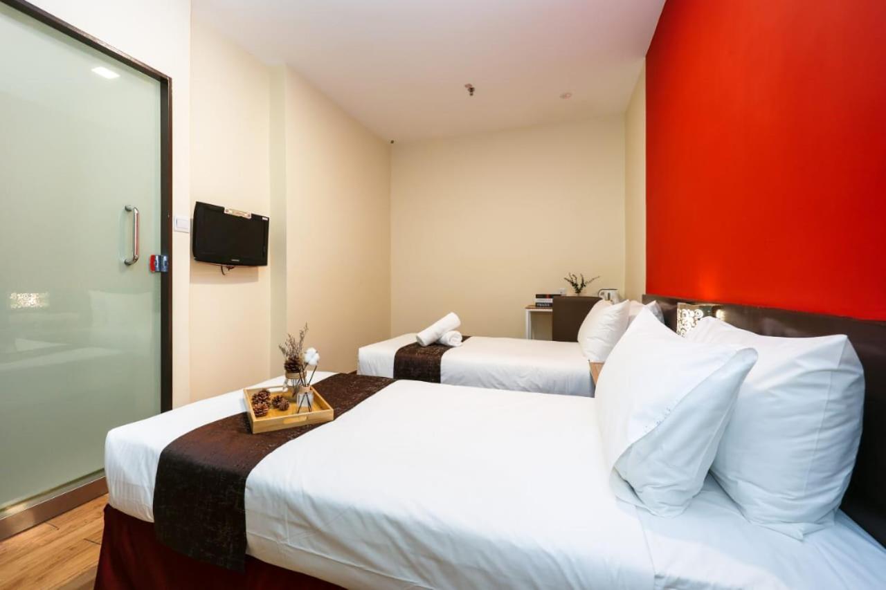 Superior, Single Bed, No Window