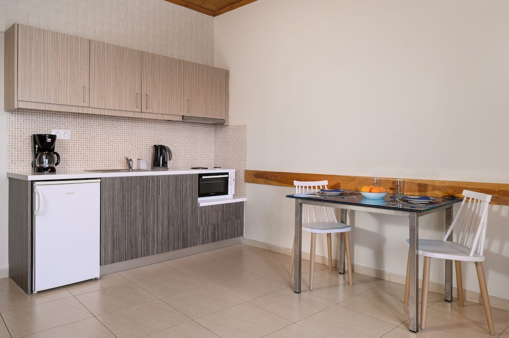 Minos Boutique Hotel 8/50