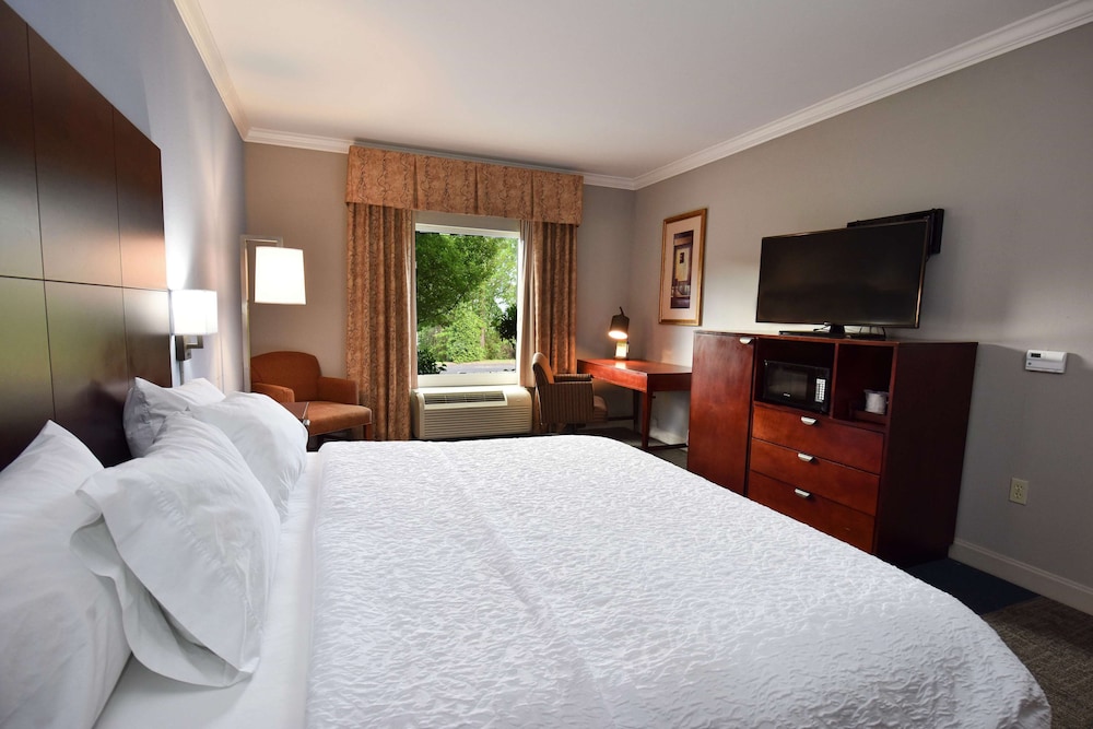 Hampton Inn Alexander City 7/27