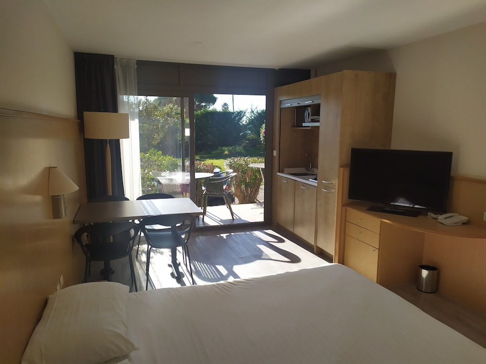 Thalazur Antibes Residence & Spa 10/50