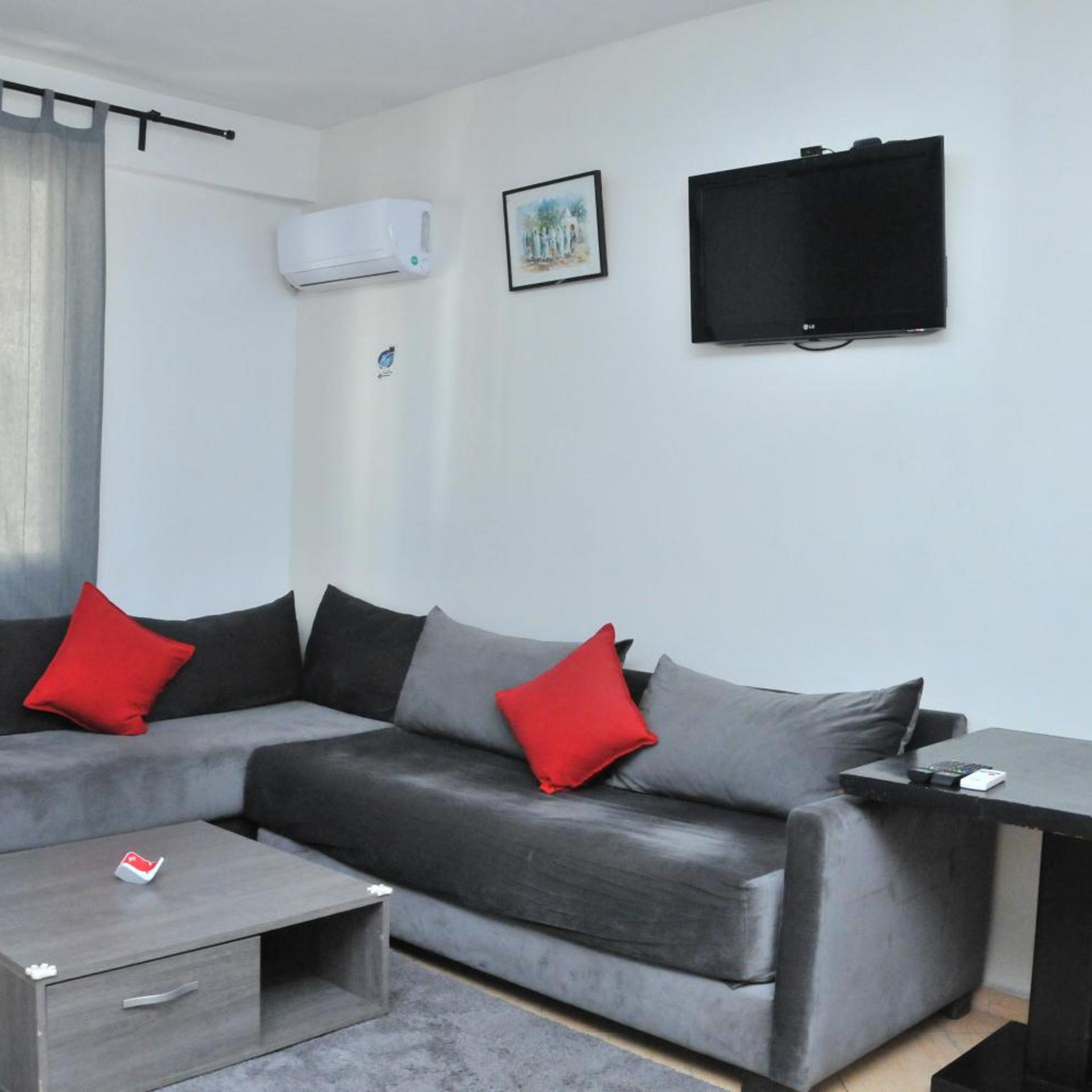 Hotel East West 29/50