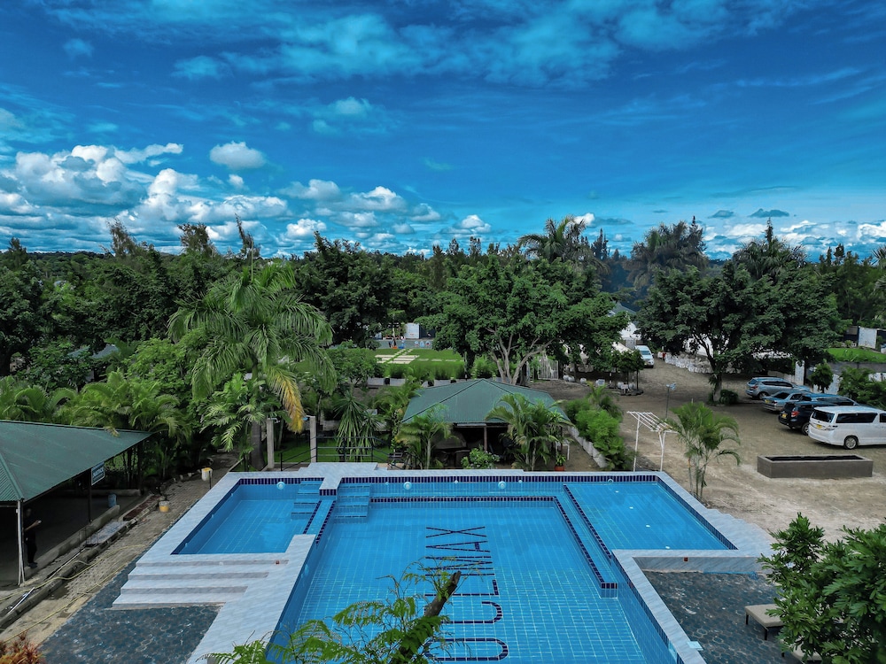 Njiro Climax Resort 72/100
