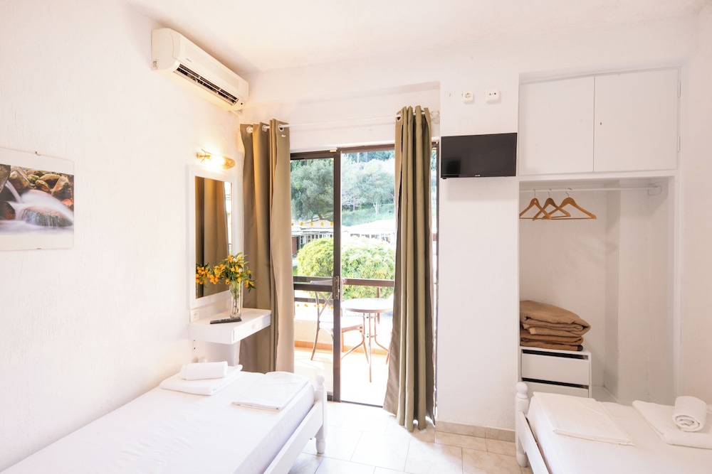 Le Mirage Hotel 15/51