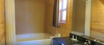 Cabins of Mackinaw 53/53