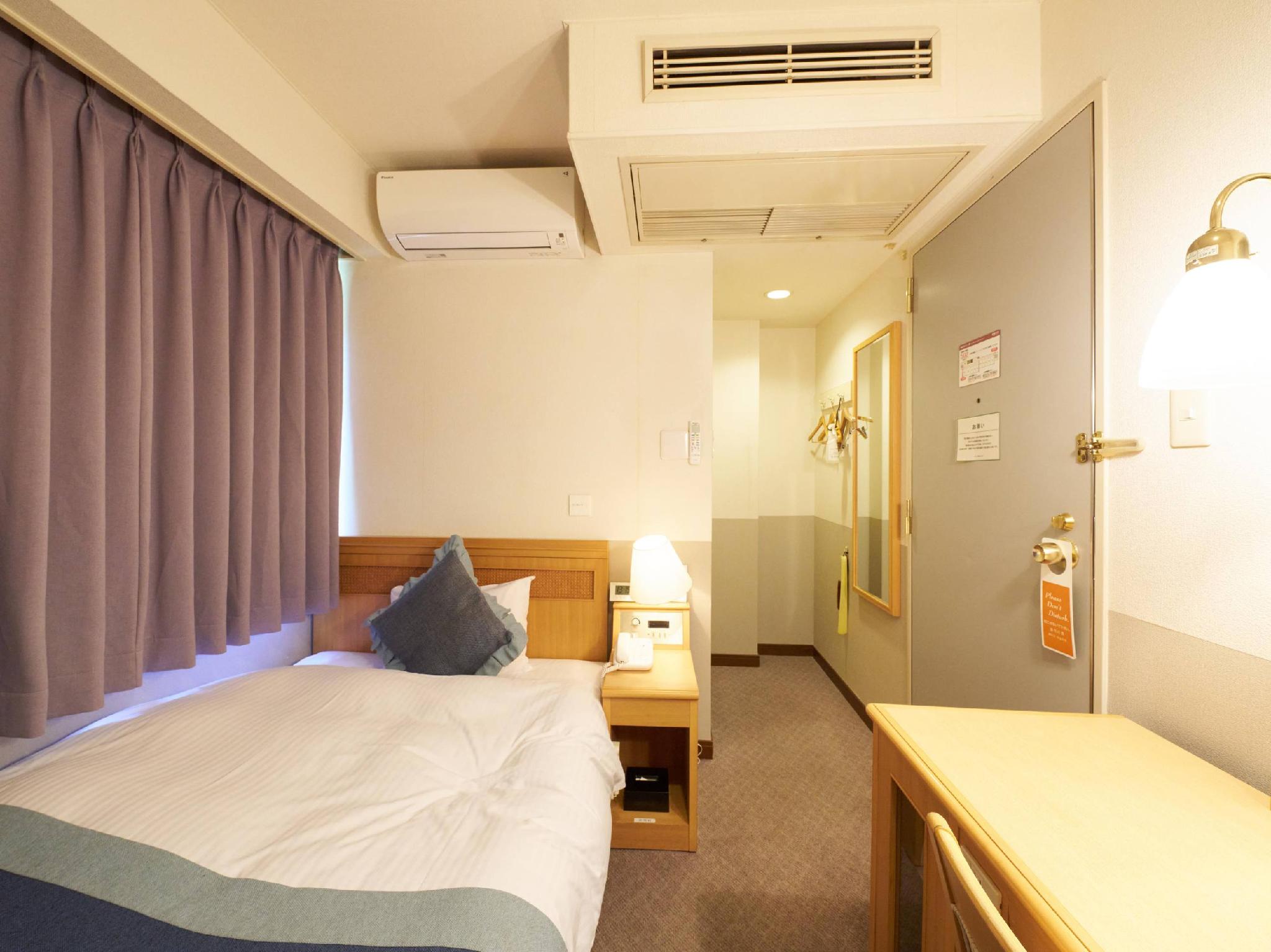 Semi Room, Standard, Semi Double Bed