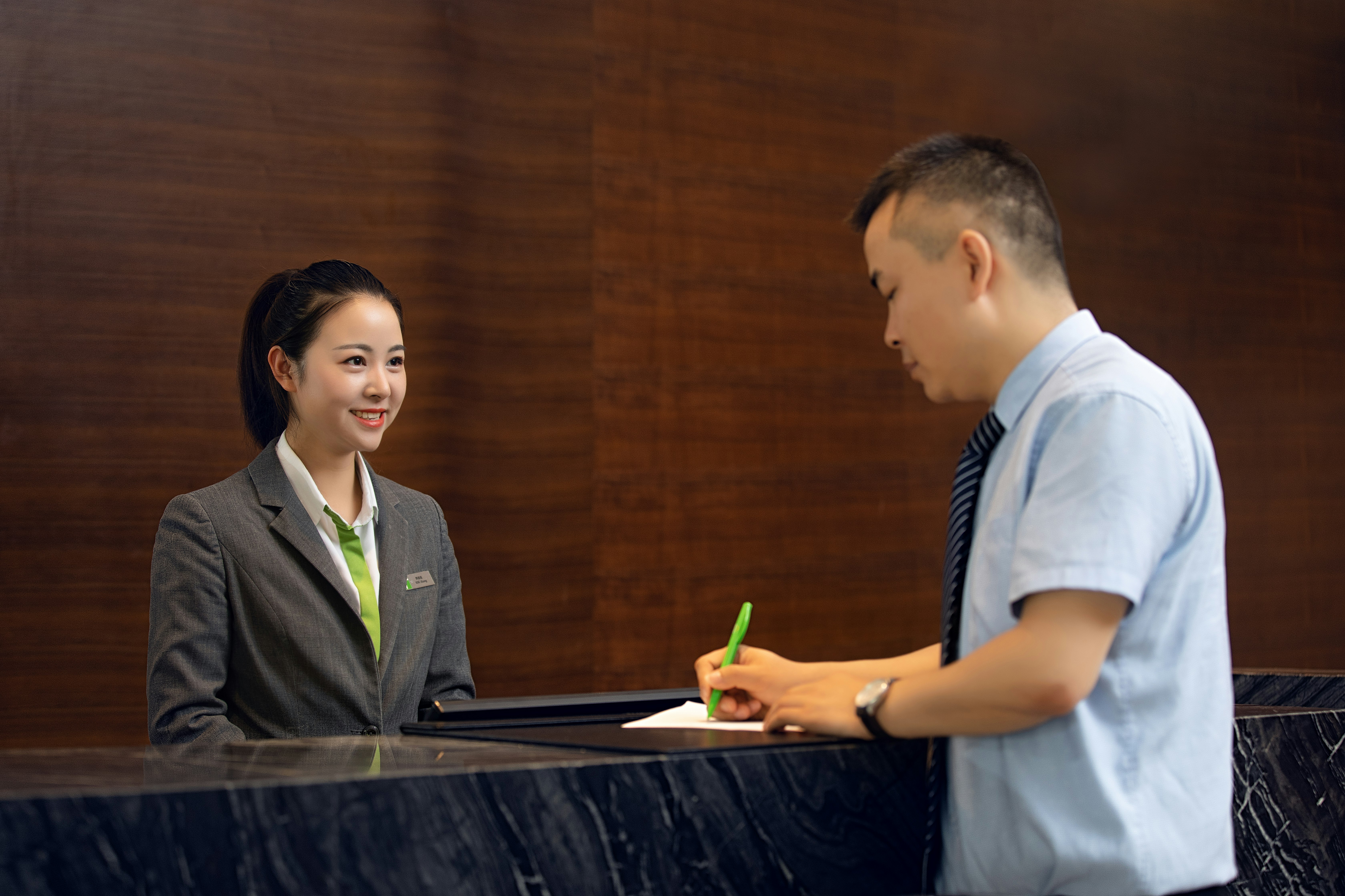 Holiday Inn Baoji Central 7/50