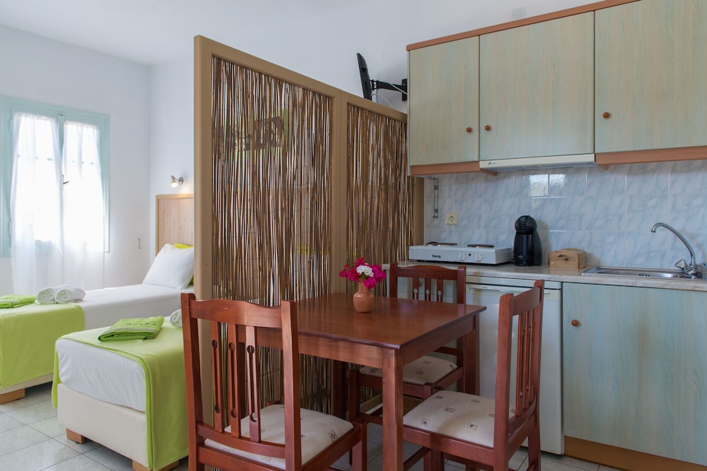Edem Hotel Apartments 54/72