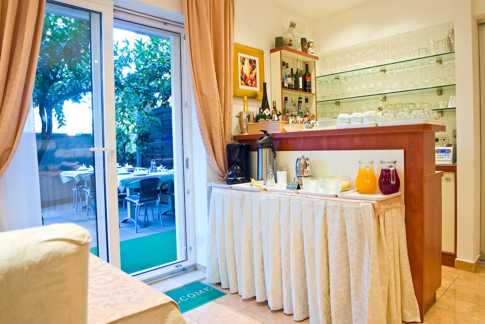 Villa Midea 3/50