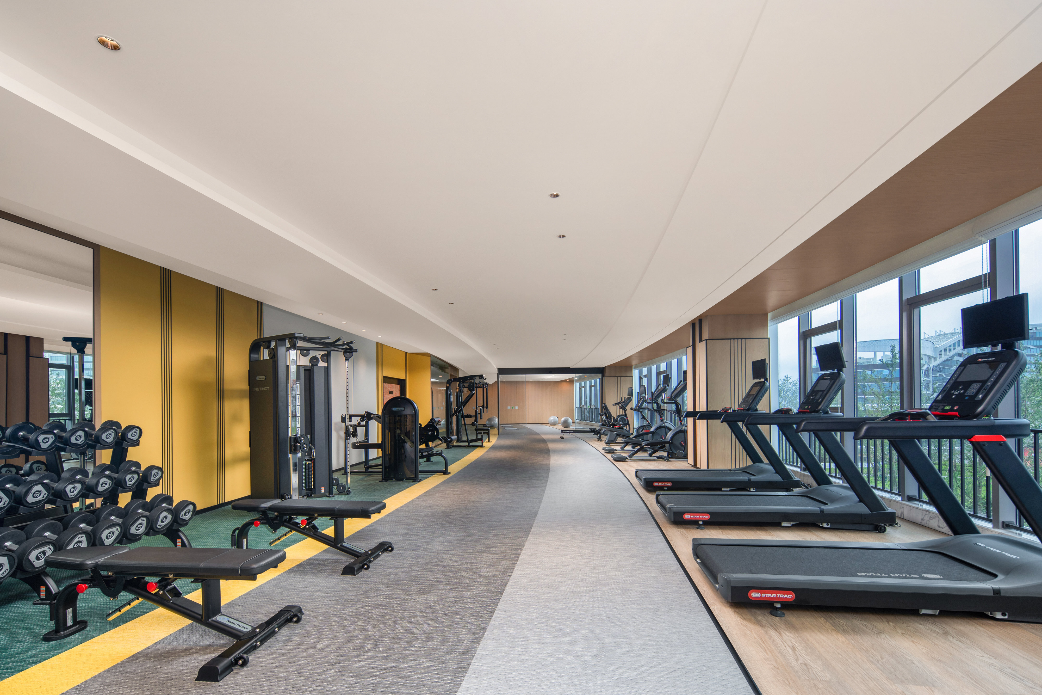 Holiday Inn Guiyang Airport by IHG 20/50