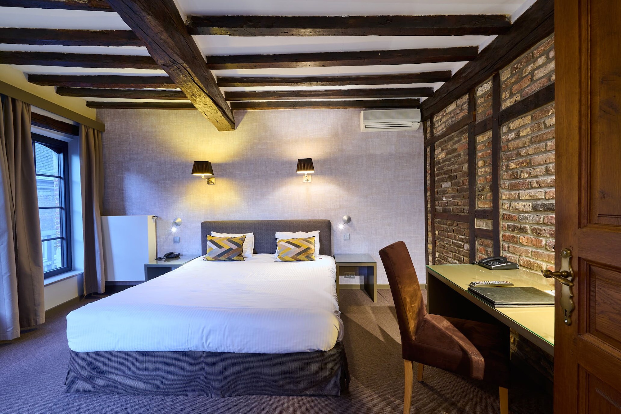 rooms
