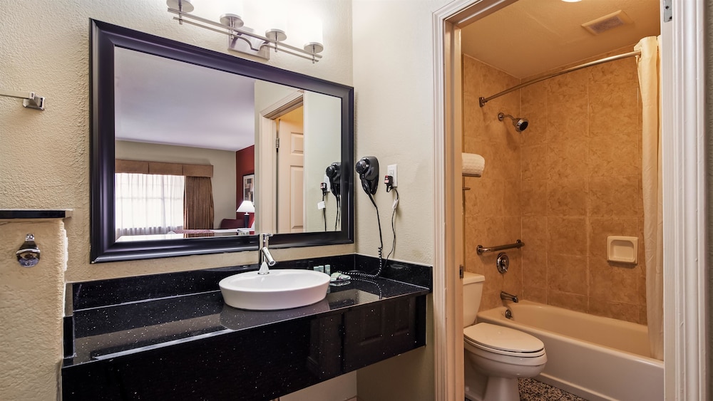 Americas Best Value Inn Monroe 48/50