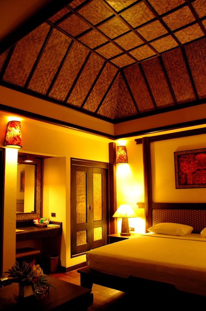 Botany Beach Resort 37/73