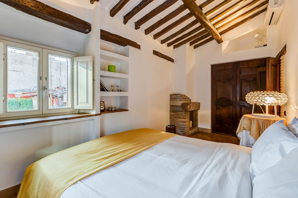 Luxury Trastevere 17/65