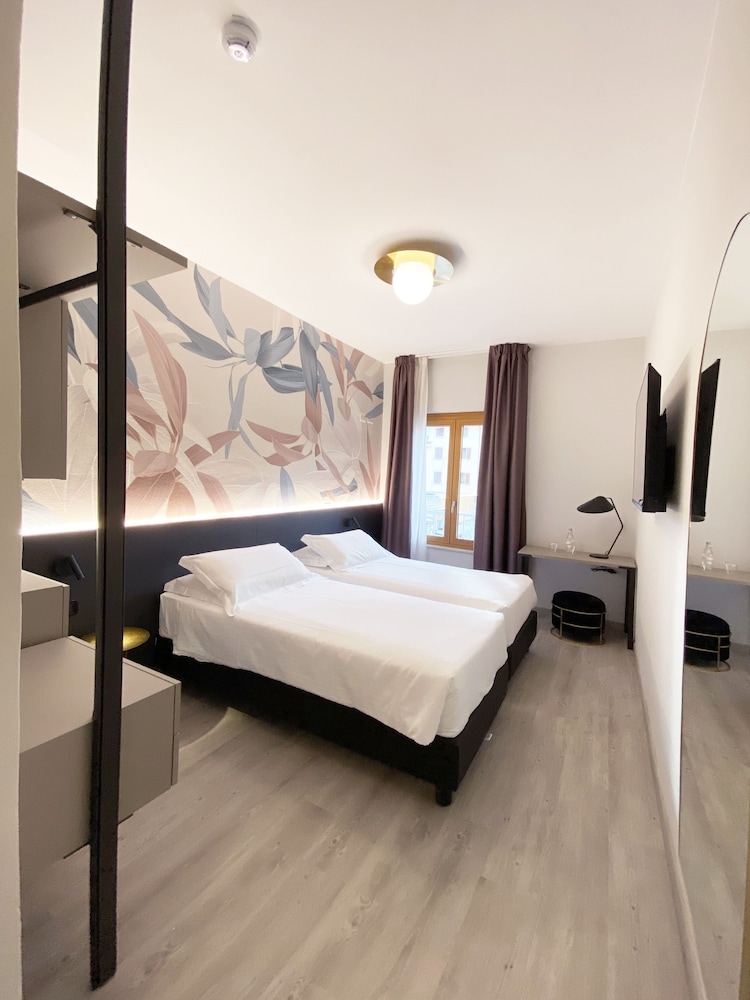 Hotel Astoria 16/50