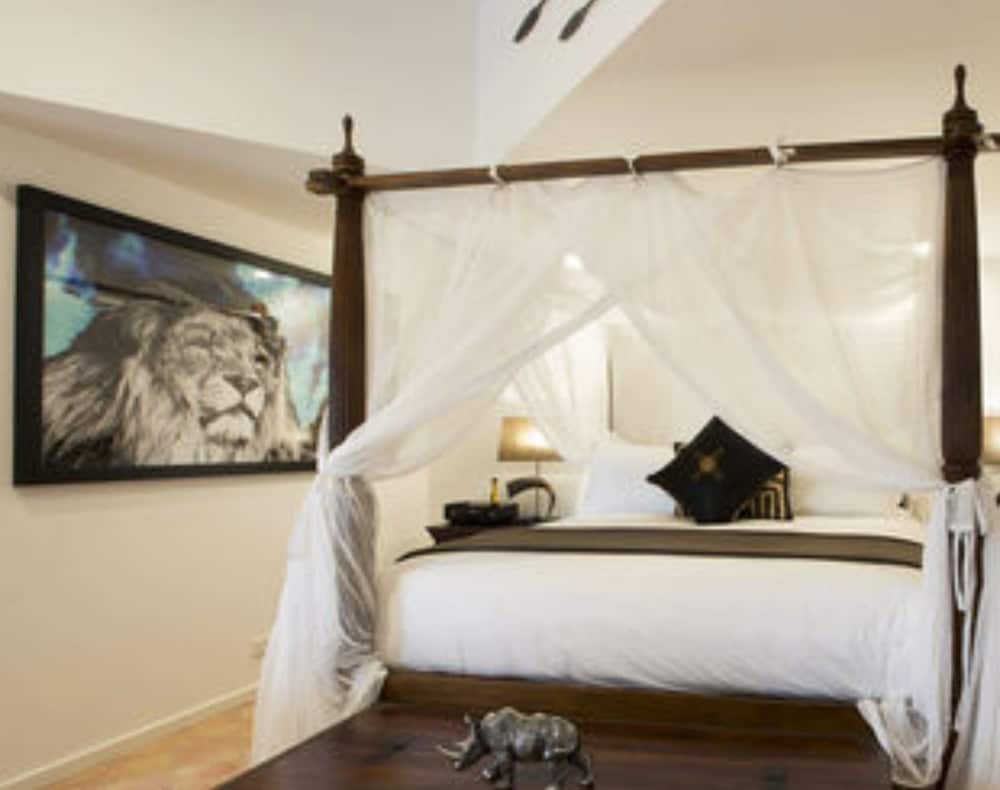 JAMALA WILDLIFE LODGE 11/50