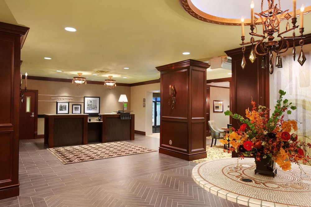 Hampton Inn And Suites Hartford/Farmington 11/76