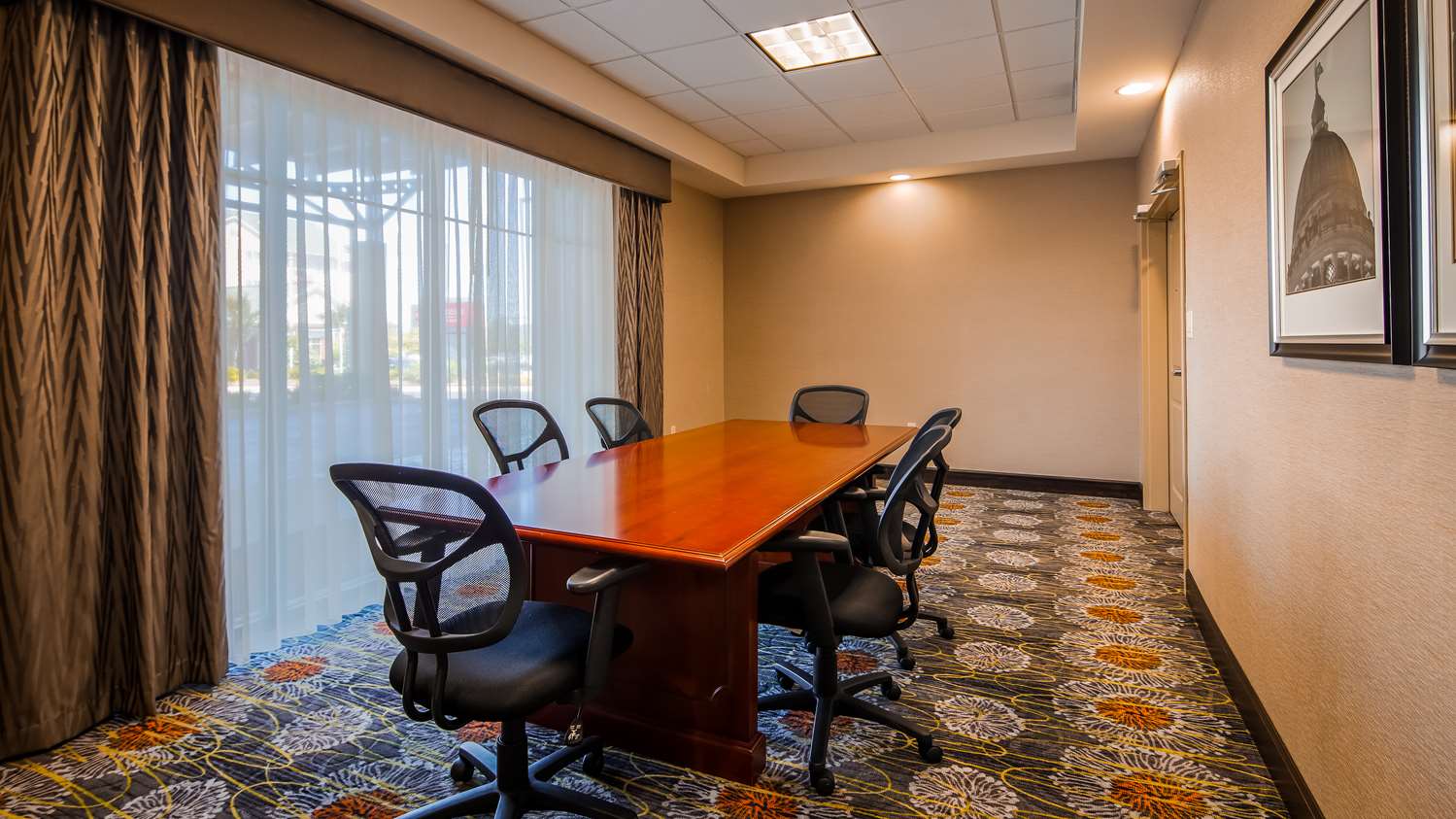 Best Western Plus University Inn 7/7