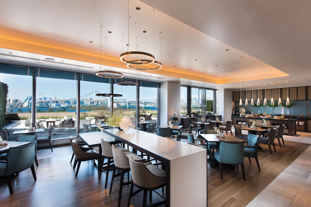 Restaurant-cafeteria