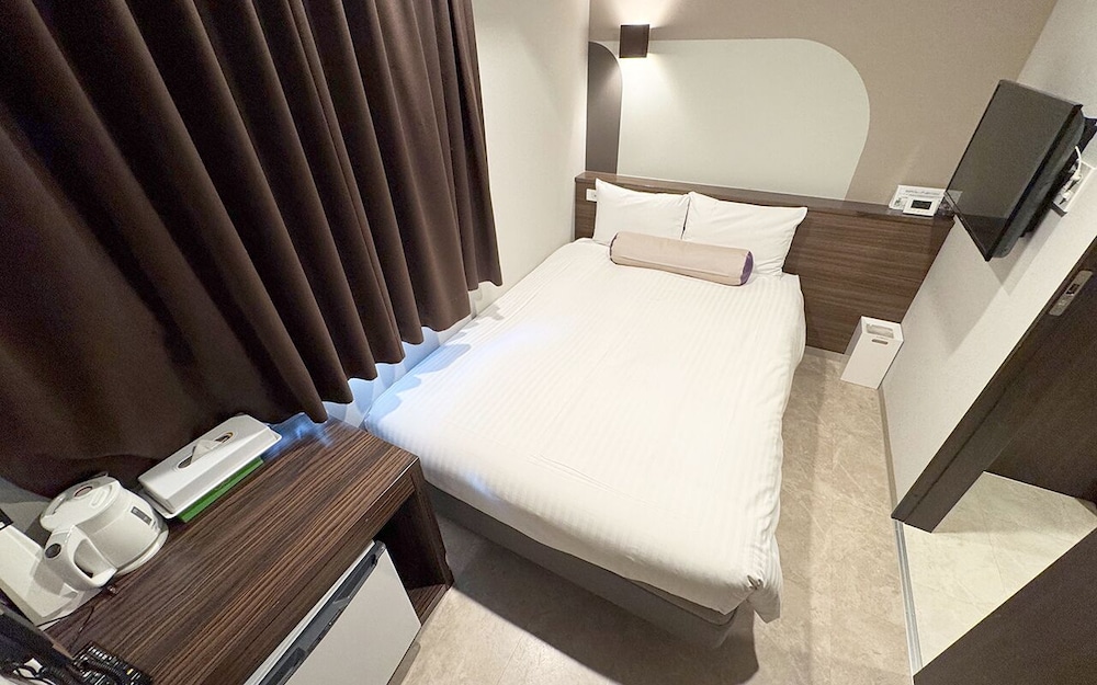 Basic, Single, Single Bed
