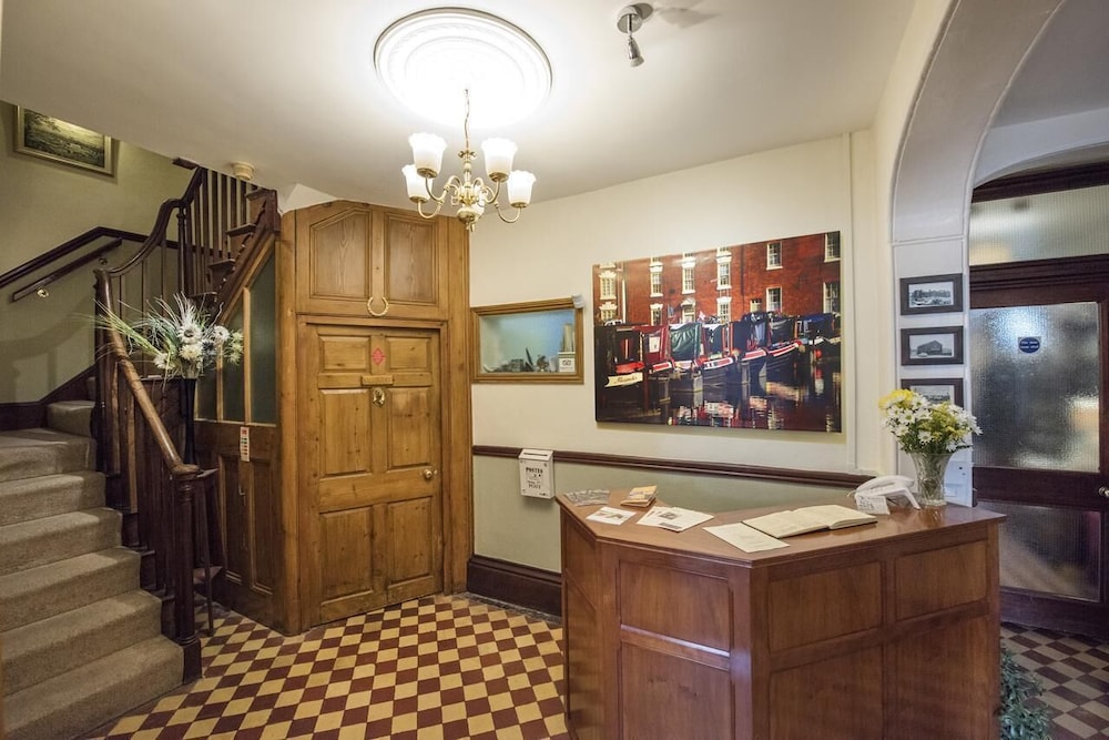 Baldwin House 2/31