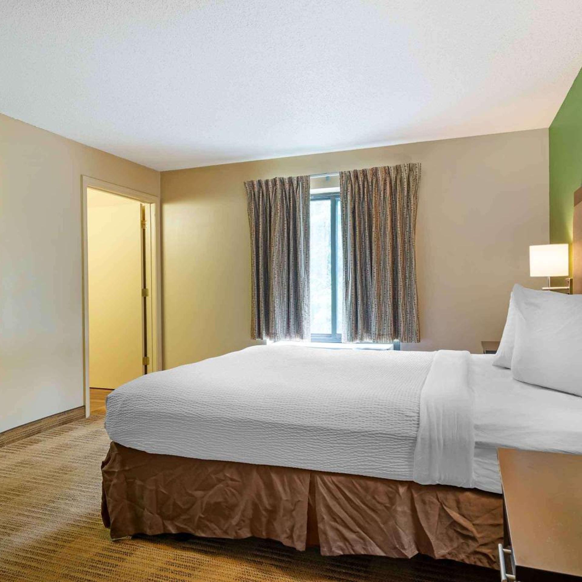 Deluxe, Studio, Queen Bed, Extended Stay America - Atlanta - Alpharetta-Northpoint-East 2/4