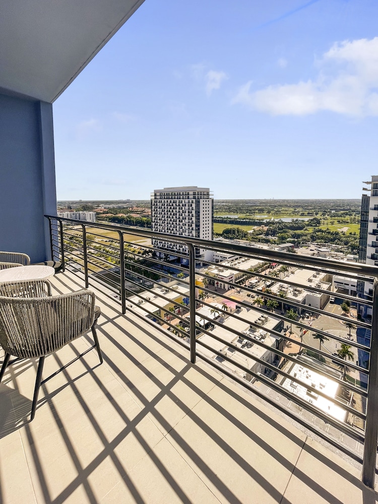 Provident Grand Luxury Short Term Residences 44/50