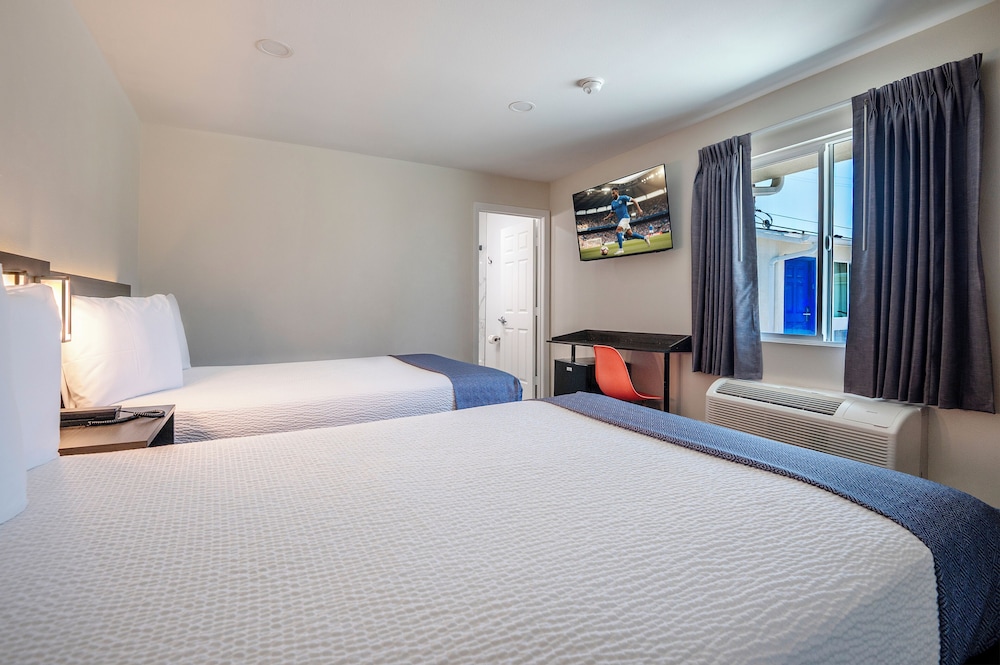 La Casita Inn 8/34