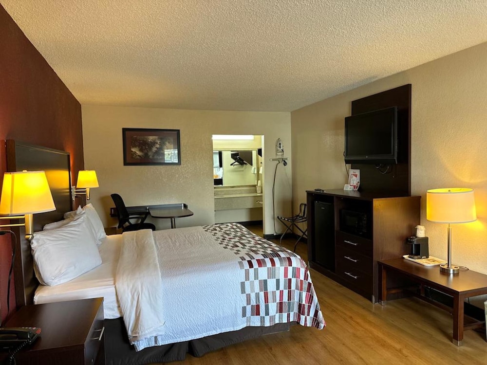 SUPERIOR, KING BED