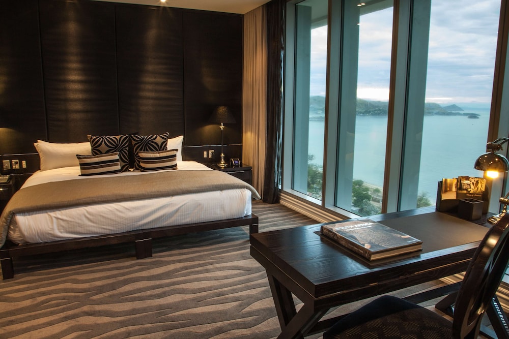 Grand Papua Hotel A Member of Radisson Individuals 28/70