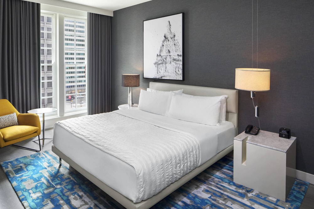 Le Meridien Philadelphia 8/26
