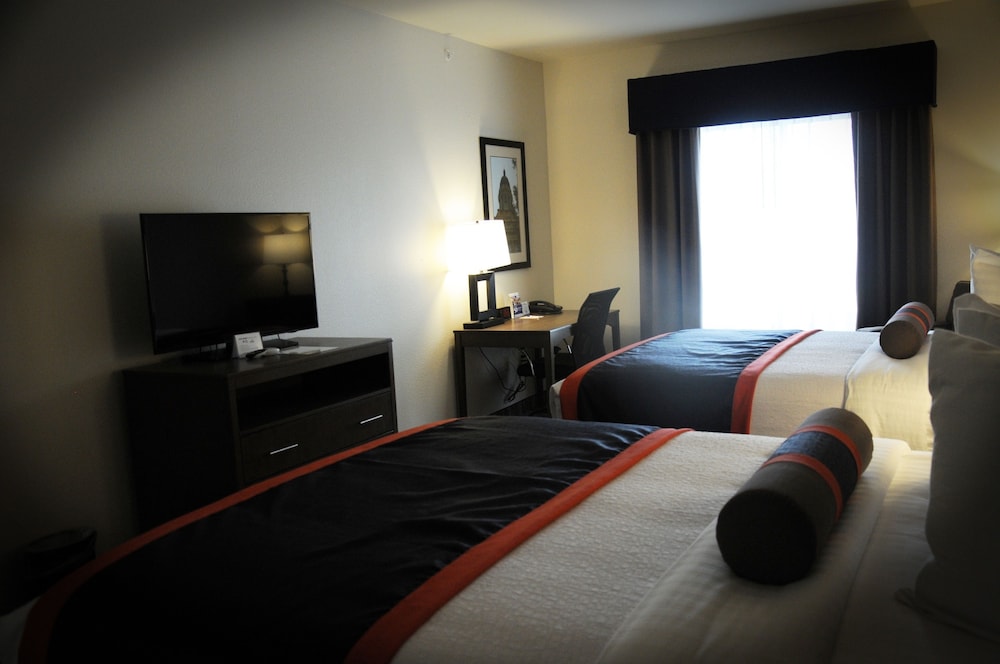 Best Western Plus Ardmore Inn Suites 11/32