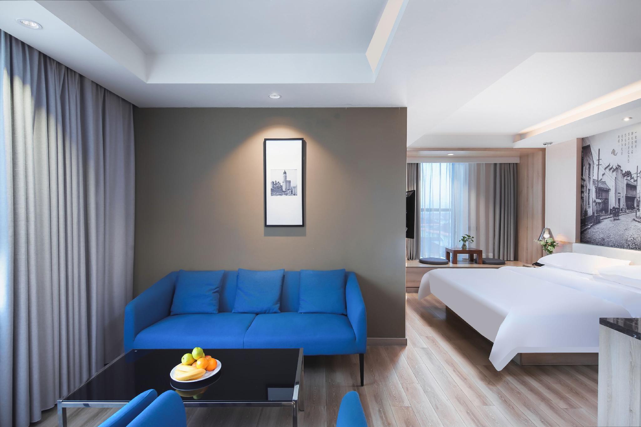 Vienna Hotel (Shanghai Jing'an Gaoping Road) 26/44