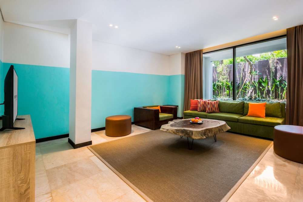 MONTIGO RESORTS SEMINYAK 52/73