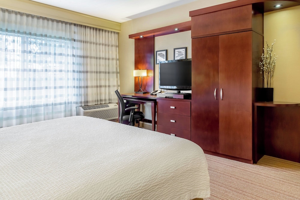 Room at Courtyard Lexington Keeneland/Airport, LEXINGTON - KY
