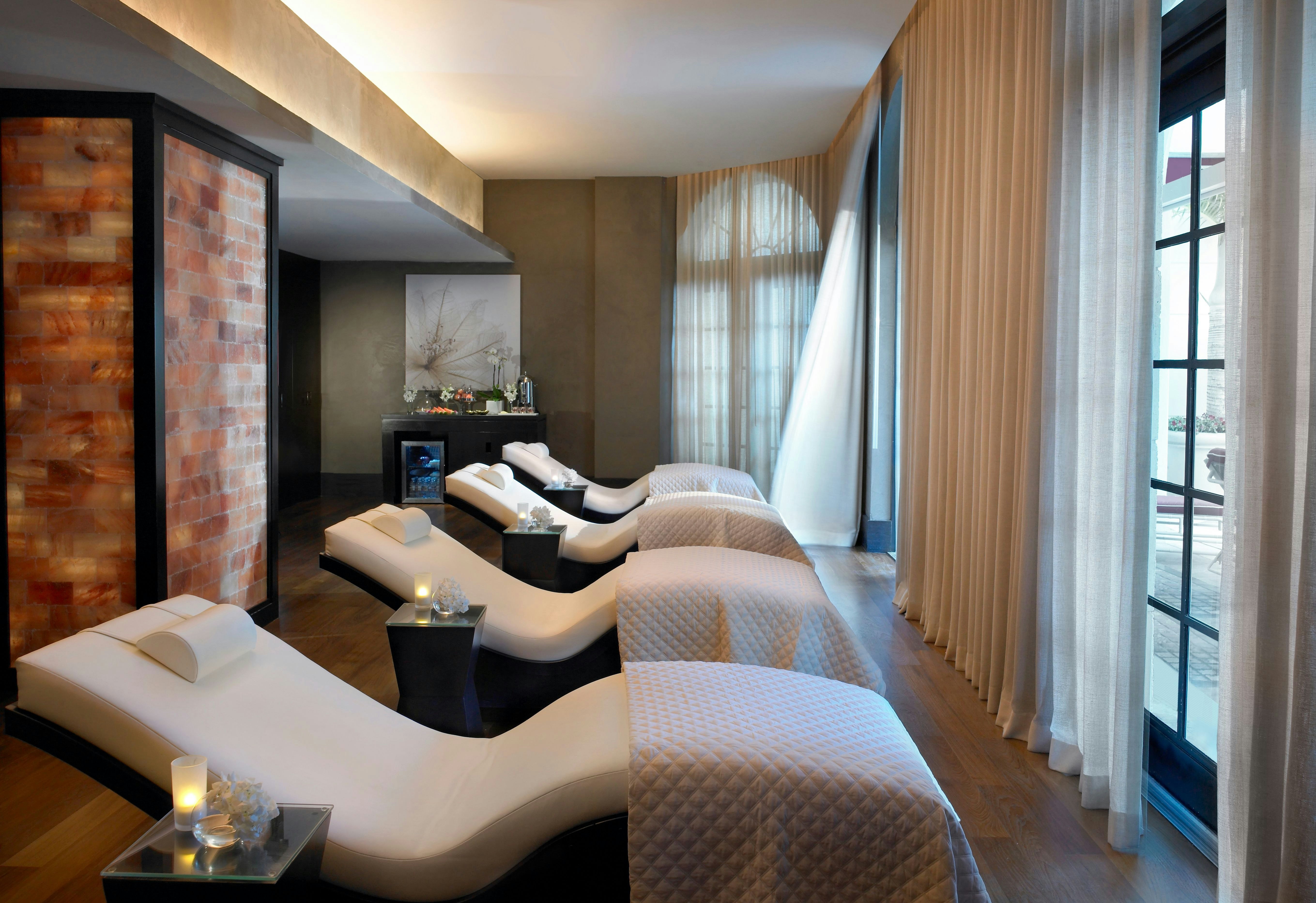 Acqualina Resort & Residences On The Beach 11/35