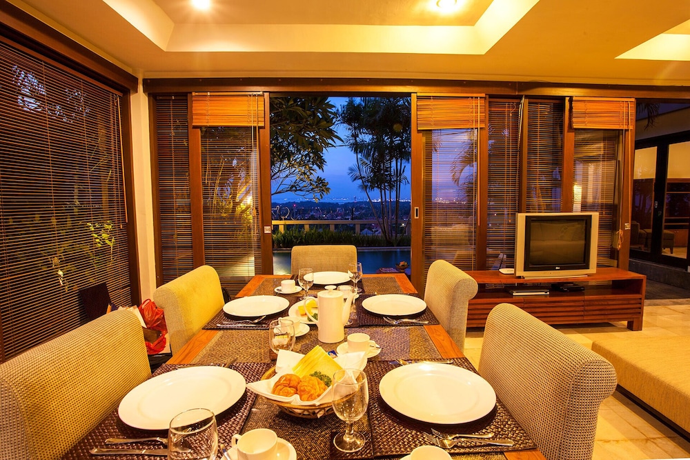 The Kawan Jimbaran Villa 24/50
