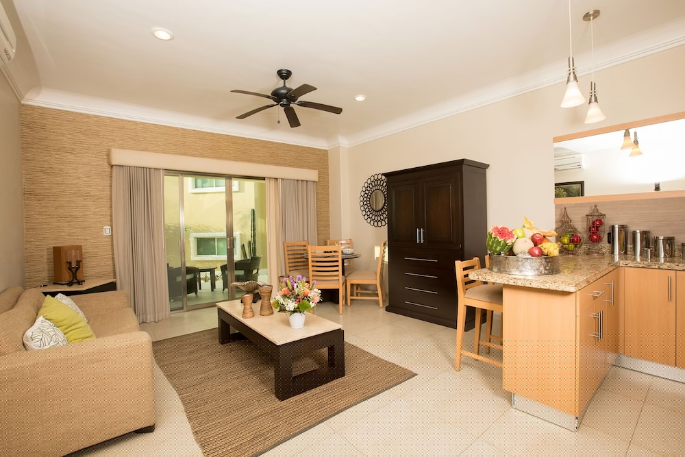 Diamond Bay Boutique Resort 38/62